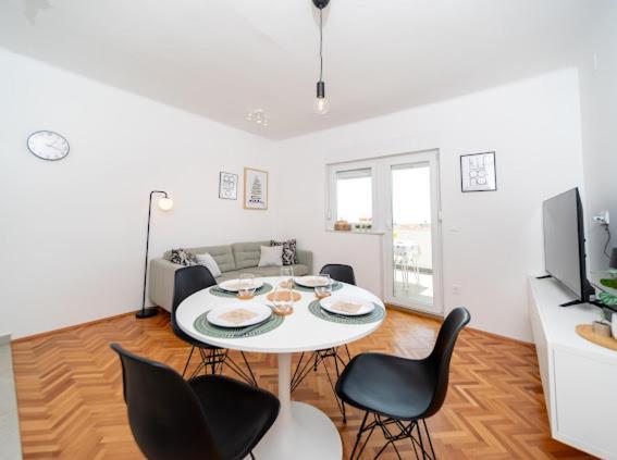 Laganini Apartman Rab Rab Town Kültér fotó